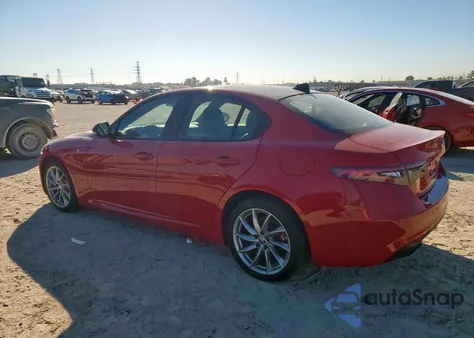 2024 Alfa Romeo Giulia Ti z USA, uszkodzony, nr VIN ZARFAMBN9R7684662